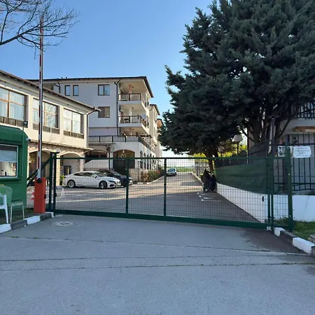 Harmony Hills Tomovi G24 דירה רוגאצ'בו